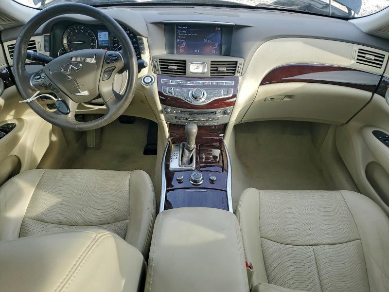 Фото 8 - INFINITI Q70