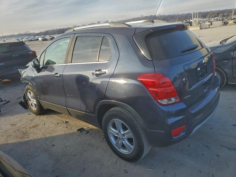 Фото 2 - CHEVROLET TRAX