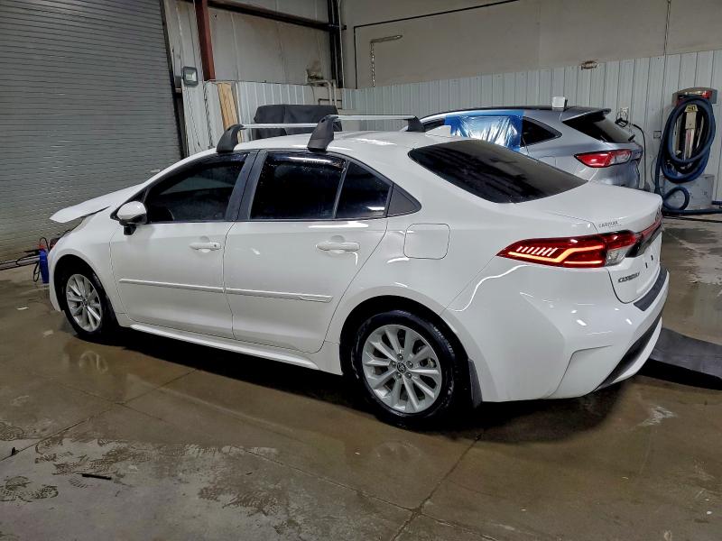 Фото 2 - TOYOTA COROLLA