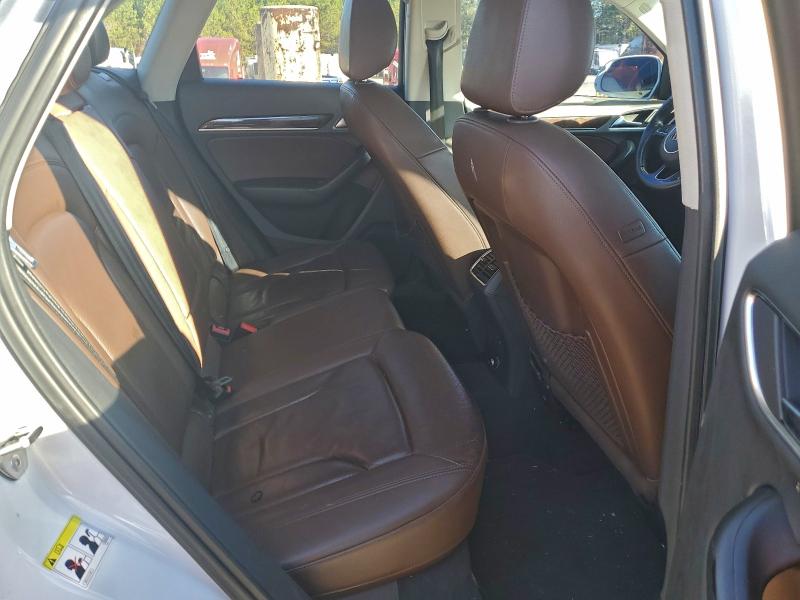 Фото 10 - AUDI Q3