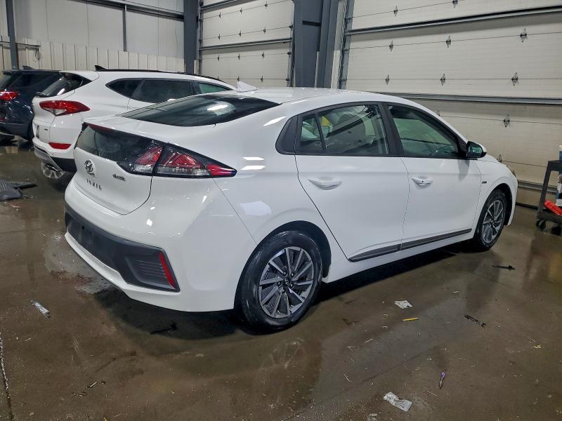 Фото 3 - HYUNDAI IONIQ