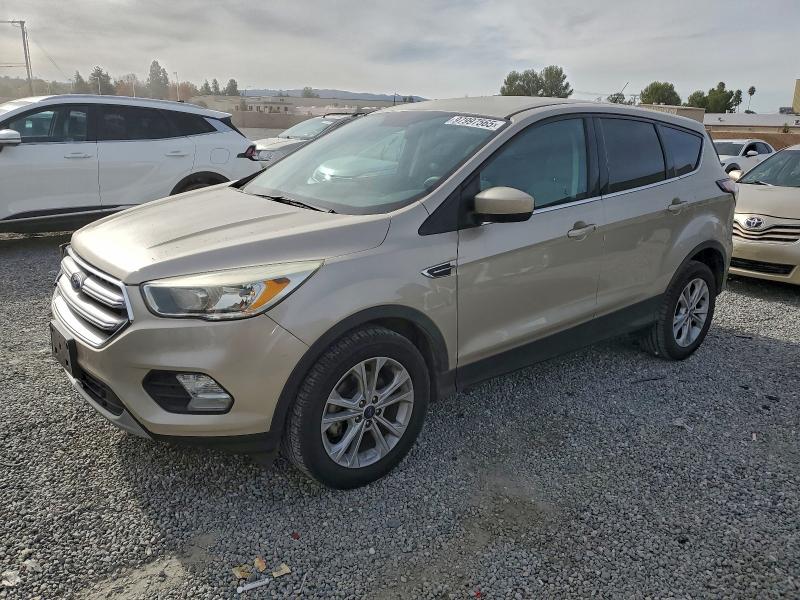 Фото 1 - FORD ESCAPE