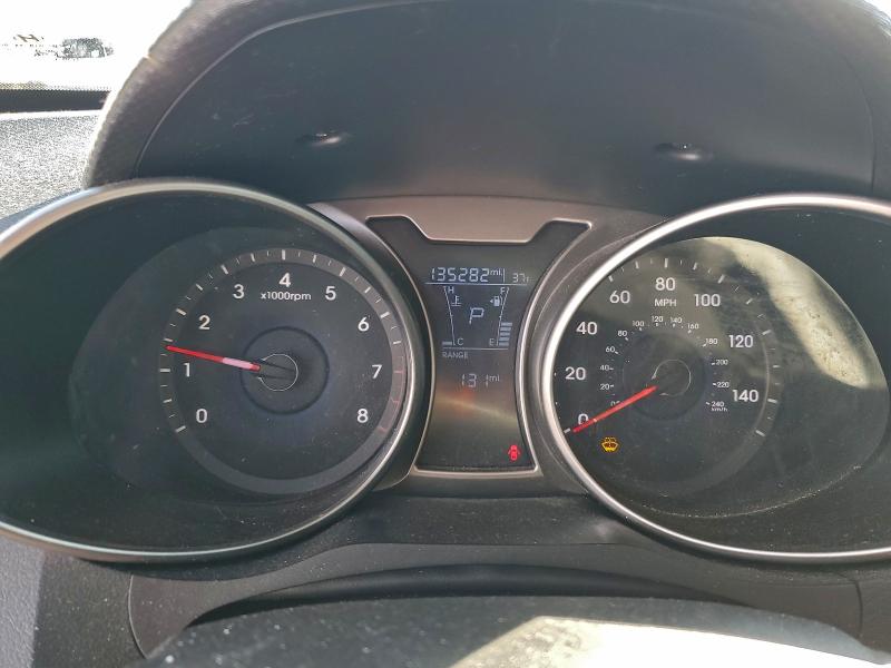 Фото 9 - HYUNDAI VELOSTER