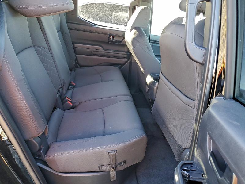 Фото 10 - TOYOTA TACOMA