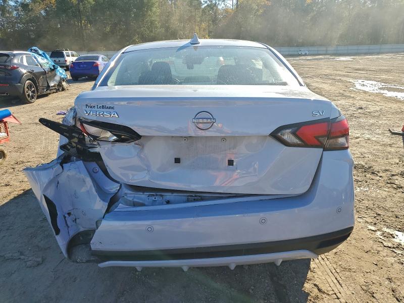 Фото 6 - NISSAN VERSA