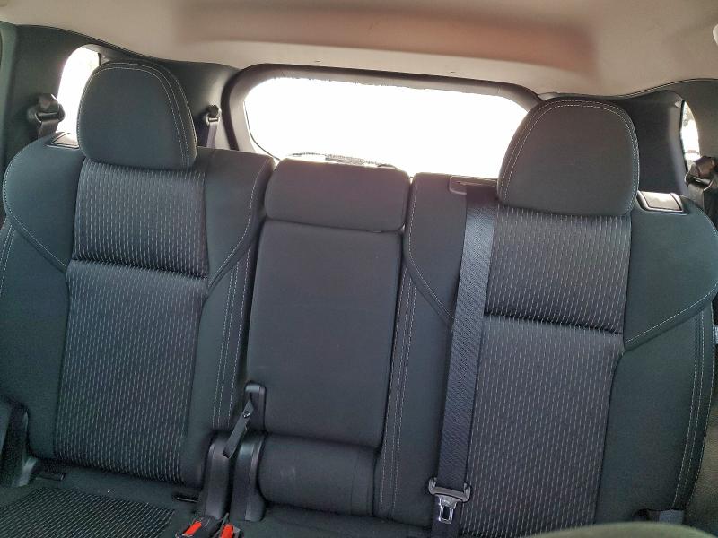 Фото 10 - MITSUBISHI OUTLANDER