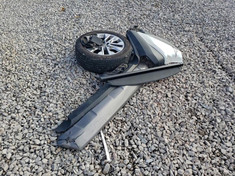 Фото 13 - TOYOTA RAV4