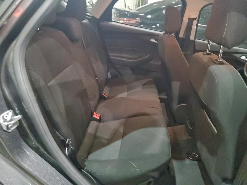 Фото 10 - FORD FOCUS