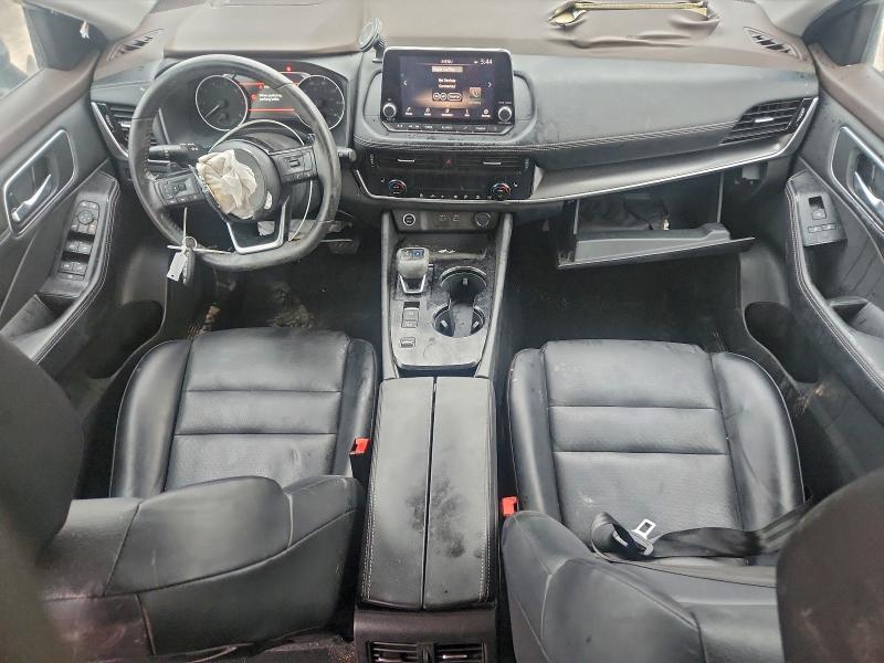 Фото 8 - NISSAN ROGUE