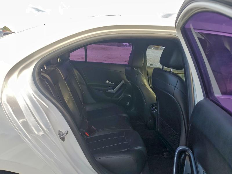 Фото 10 - MERCEDES-BENZ A-CLASS