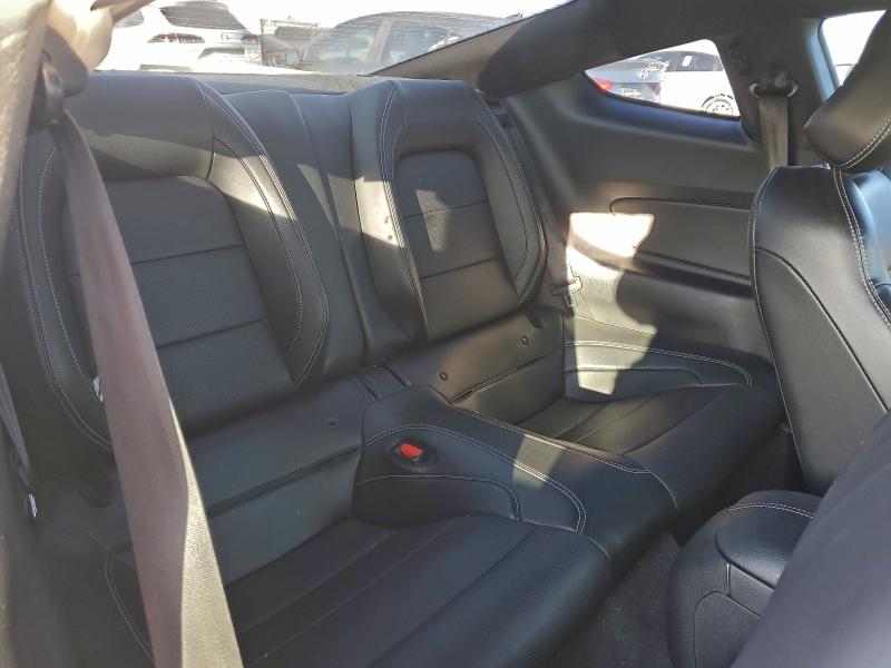 Фото 10 - FORD MUSTANG