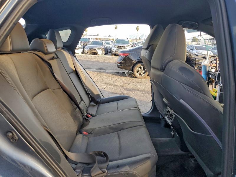 Фото 11 - TOYOTA VENZA