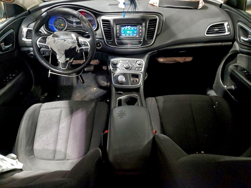 Фото 8 - CHRYSLER 200