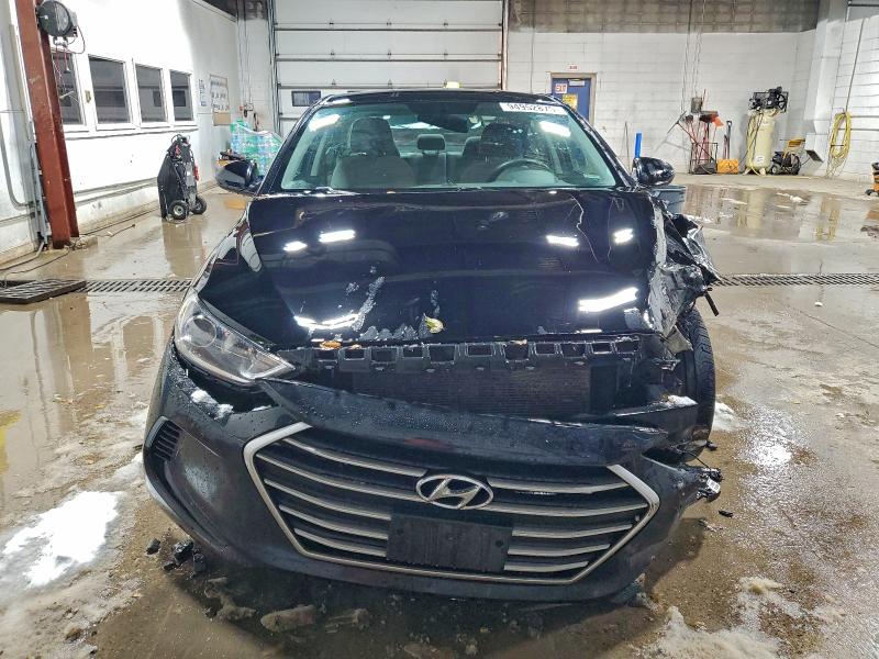 Фото 5 - HYUNDAI ELANTRA