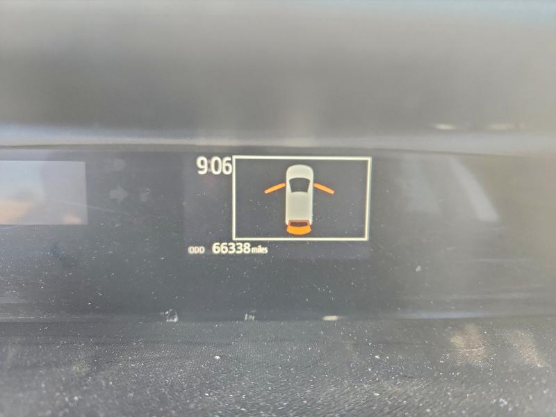 Фото 9 - TOYOTA PRIUS