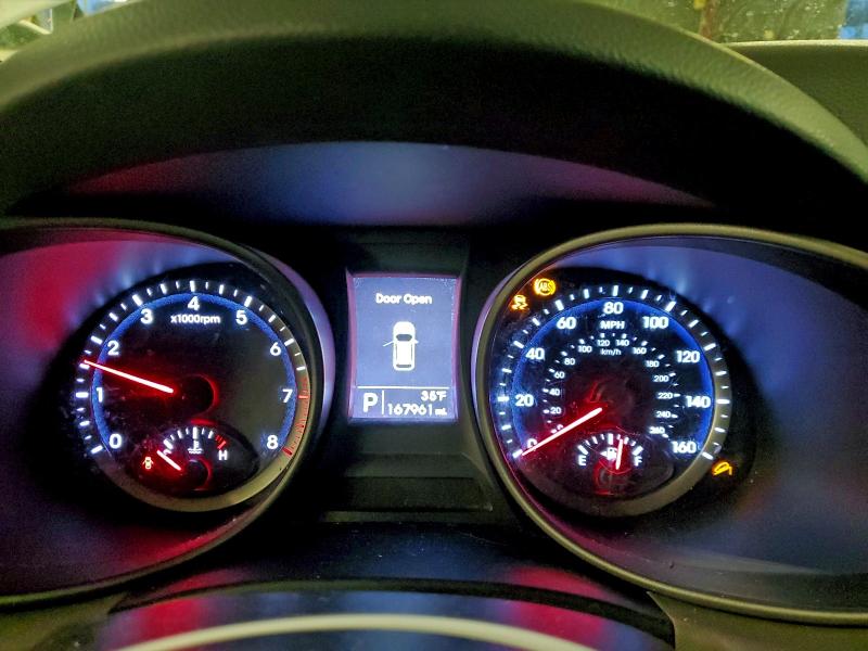 Фото 9 - HYUNDAI SANTA FE