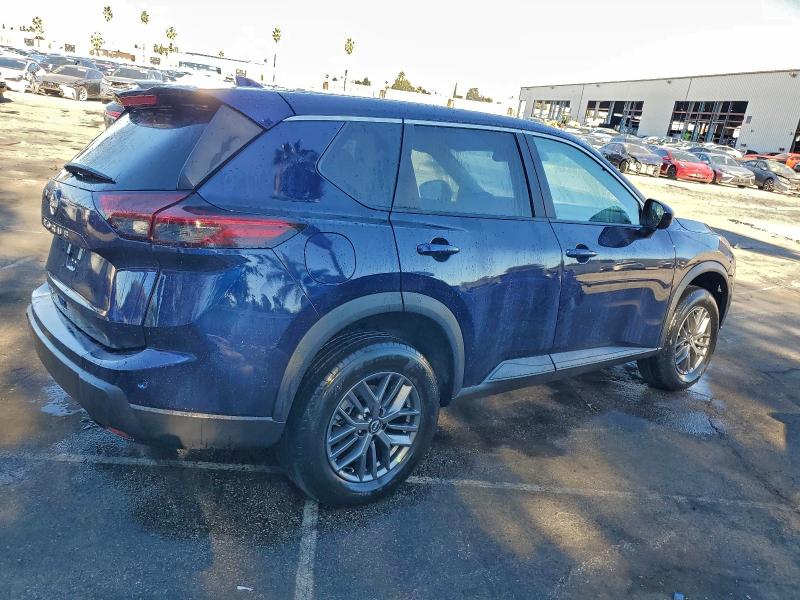 Фото 3 - NISSAN ROGUE