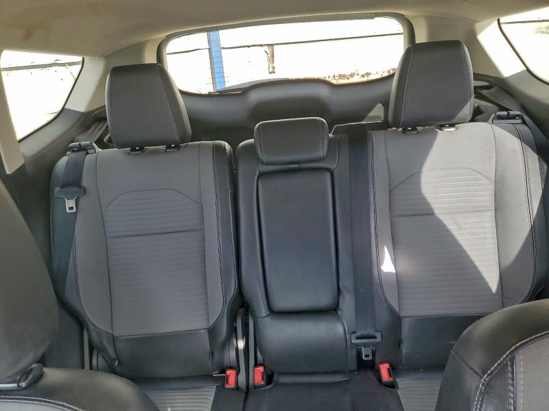 Фото 10 - FORD ESCAPE