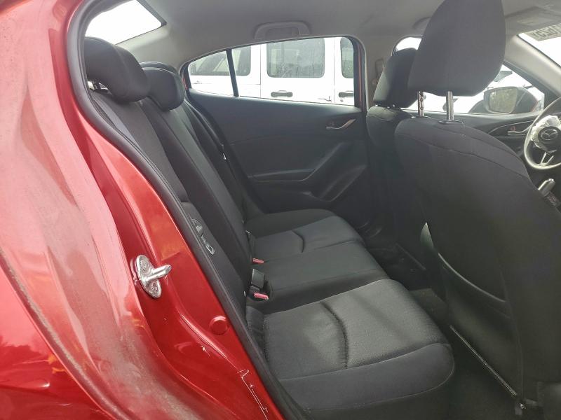 Фото 10 - MAZDA 3