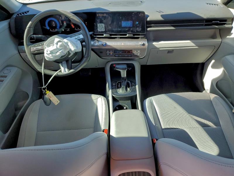 Фото 8 - HYUNDAI KONA