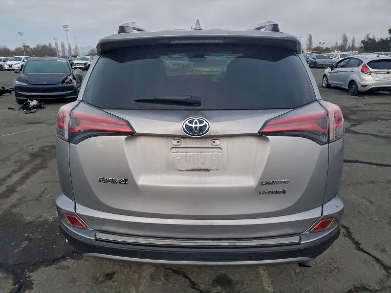 Фото 6 - TOYOTA RAV4