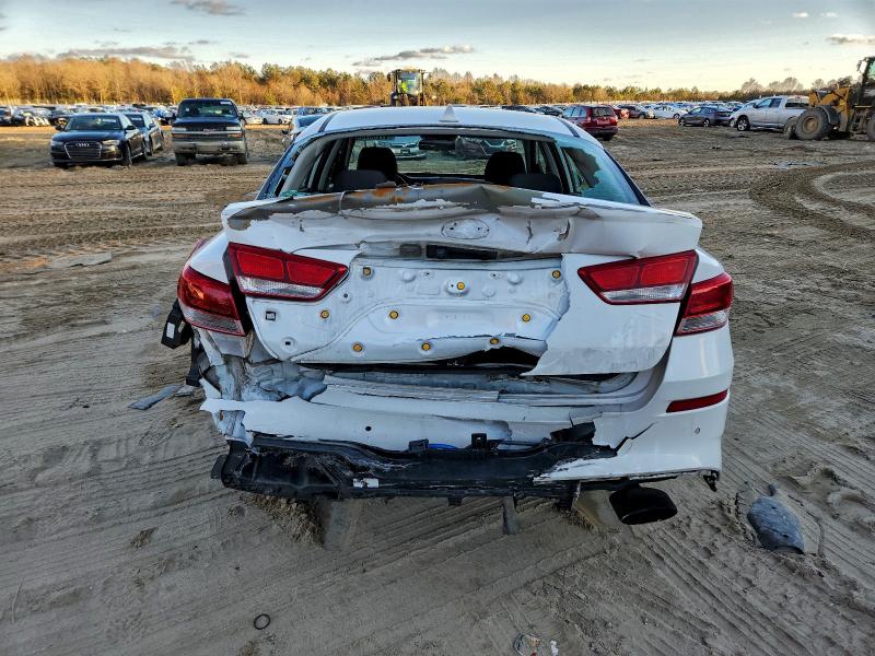 Фото 6 - KIA OPTIMA