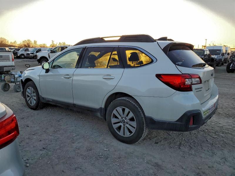 Фото 2 - SUBARU OUTBACK