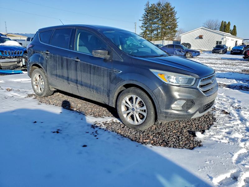 Фото 4 - FORD ESCAPE