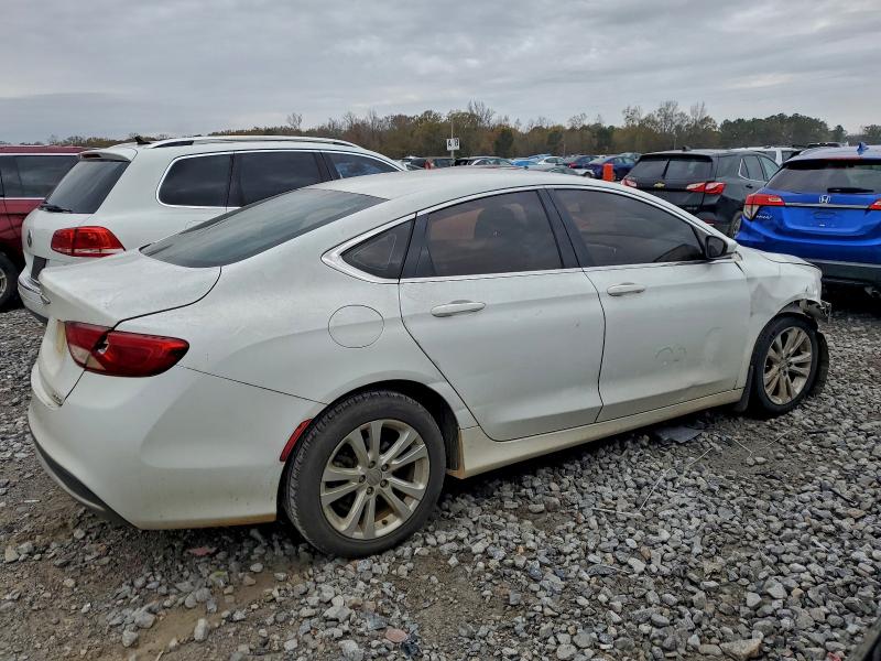 Фото 3 - CHRYSLER 200