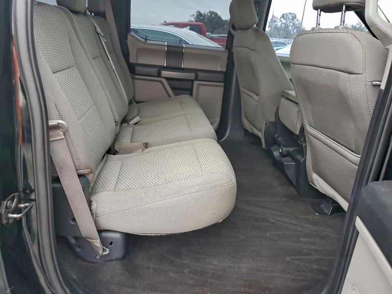 Фото 10 - FORD F-150