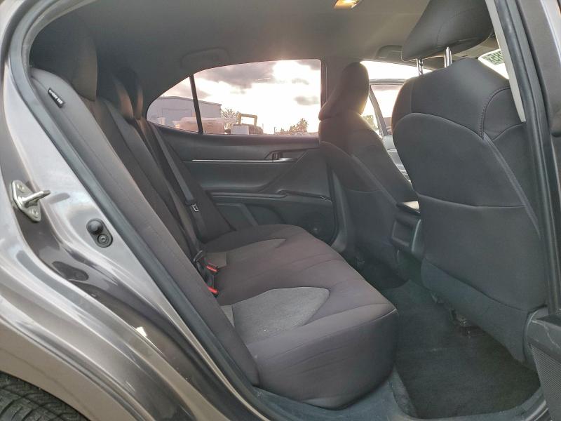 Фото 10 - TOYOTA CAMRY