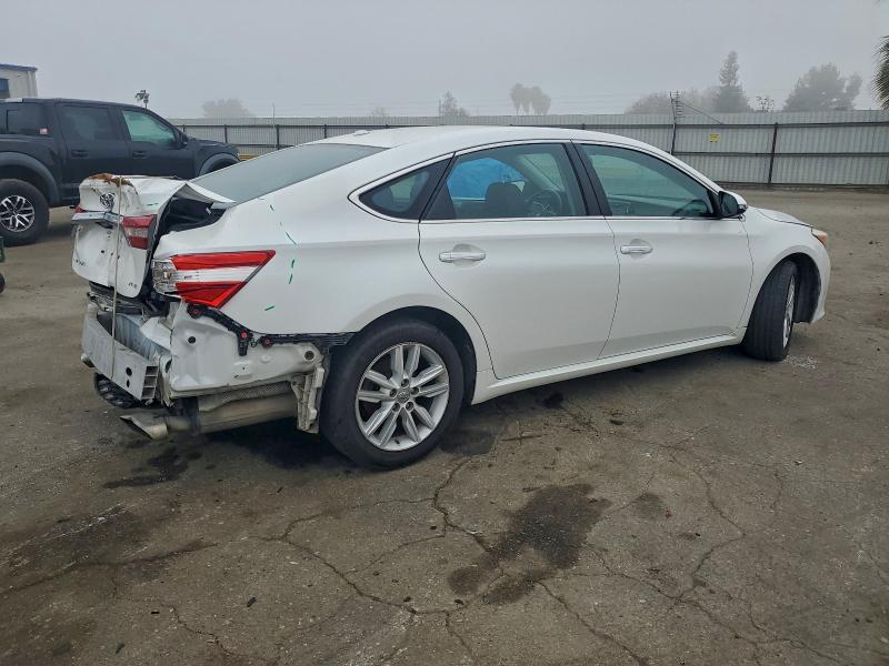 Фото 3 - TOYOTA AVALON