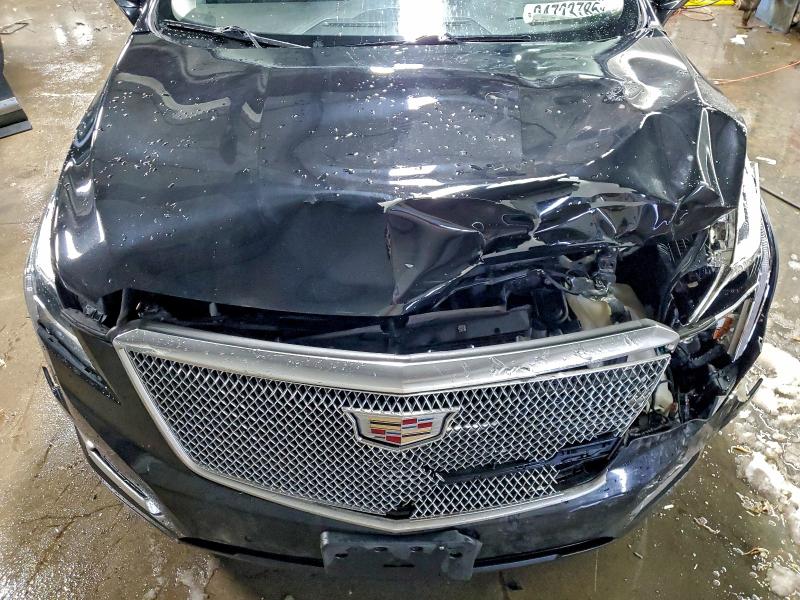 Фото 11 - CADILLAC XT5