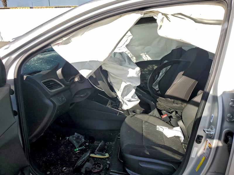 Фото 7 - HYUNDAI ACCENT