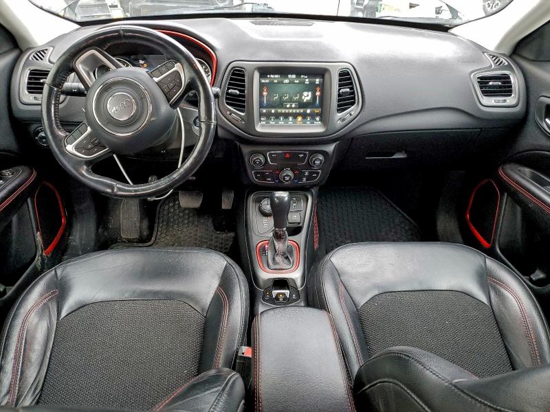 Фото 8 - JEEP COMPASS