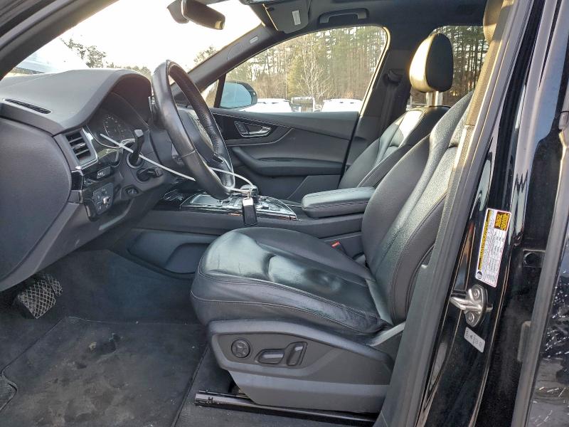 Фото 7 - AUDI Q7