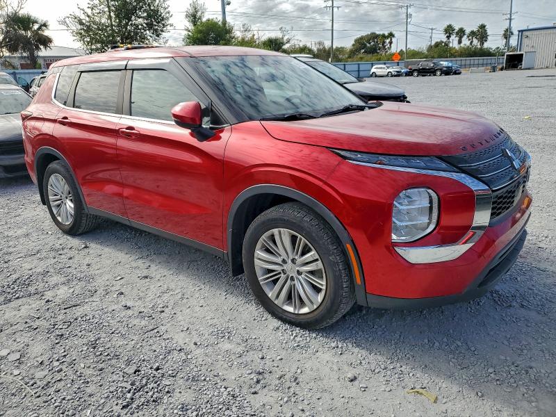 Фото 4 - MITSUBISHI OUTLANDER