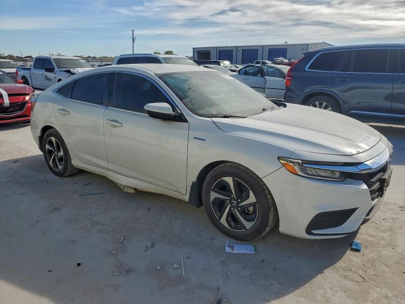 Фото 4 - HONDA INSIGHT