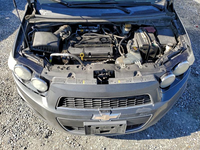 Фото 11 - CHEVROLET SONIC