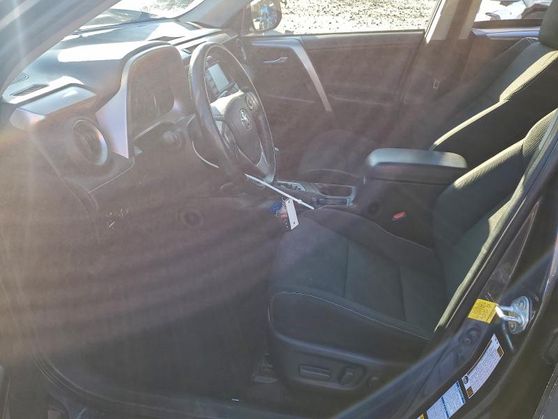 Фото 7 - TOYOTA RAV4