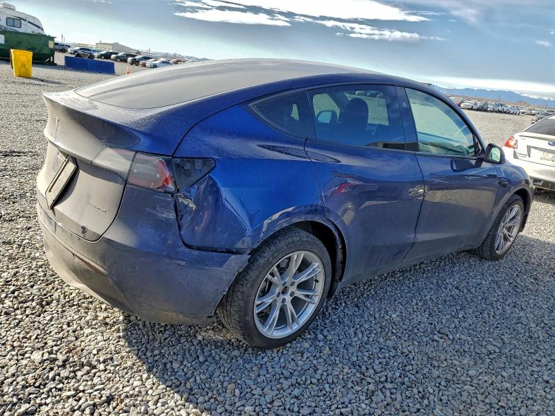 Фото 3 - TESLA MODEL Y