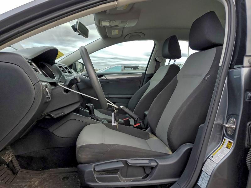 Фото 7 - VOLKSWAGEN JETTA