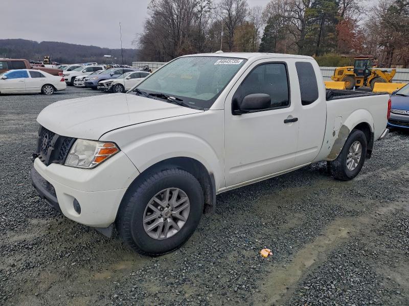 Фото 1 - NISSAN FRONTIER