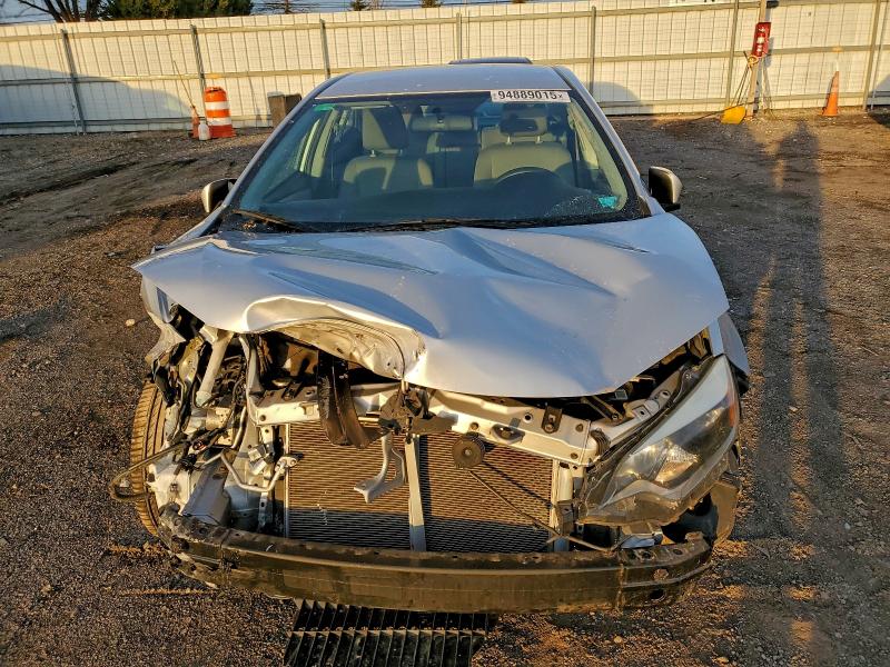 Фото 5 - TOYOTA COROLLA