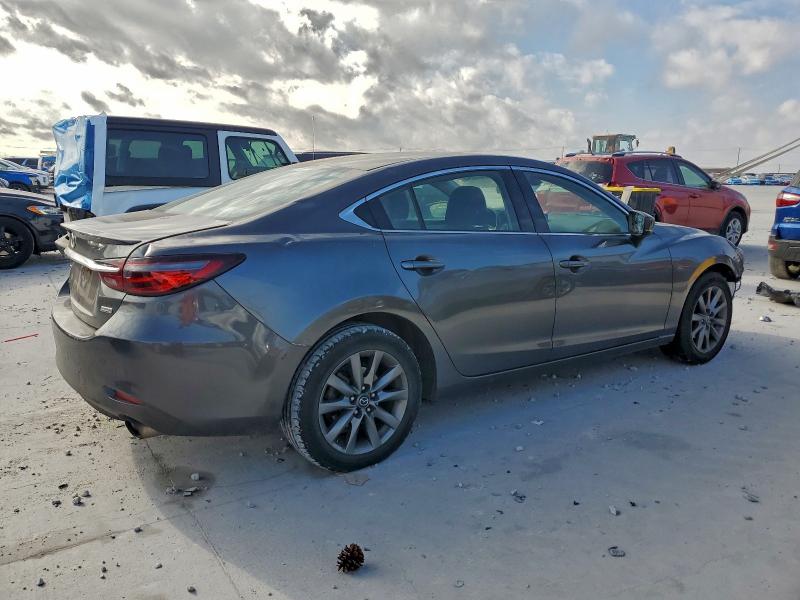 Фото 3 - MAZDA 6