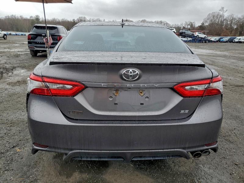 Фото 6 - TOYOTA CAMRY