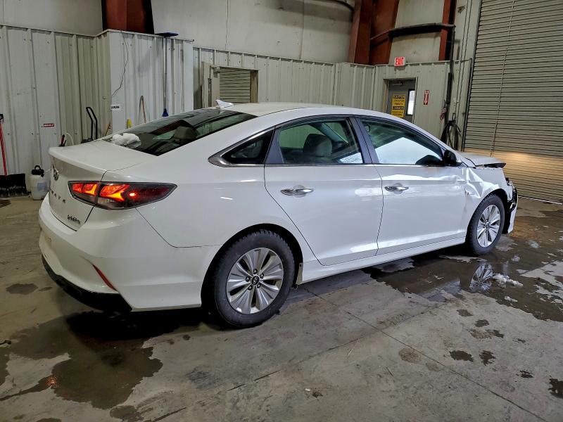 Фото 3 - HYUNDAI SONATA