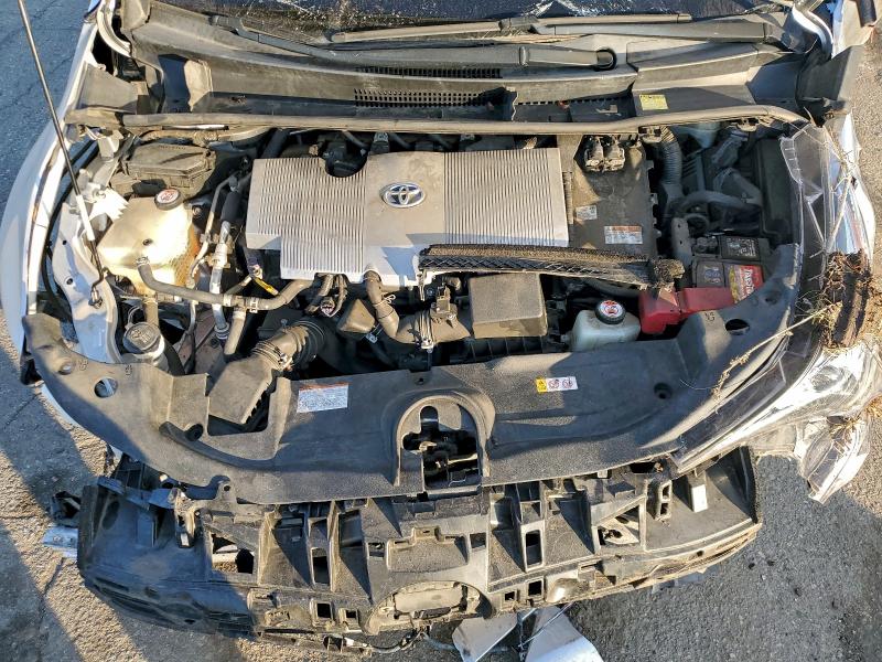 Фото 11 - TOYOTA PRIUS