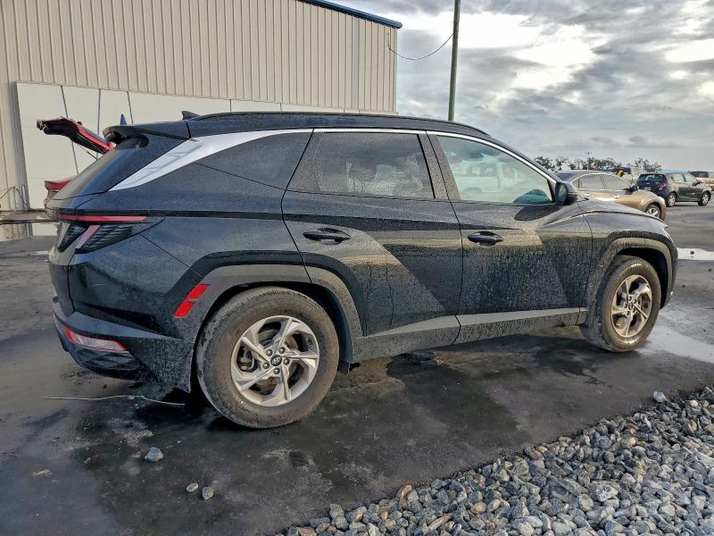 Фото 3 - HYUNDAI TUCSON