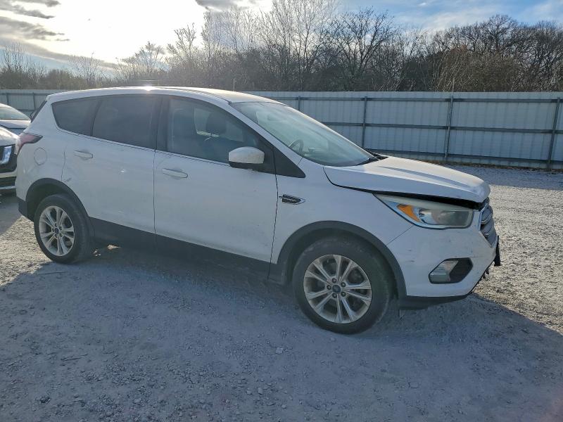 Фото 4 - FORD ESCAPE